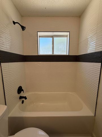 14 Burch Lane, Los Lunas, NM 87031