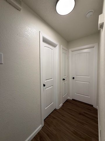 14 Burch Lane, Los Lunas, NM 87031