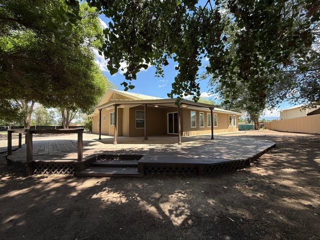 14 Burch Lane, Los Lunas, NM 87031