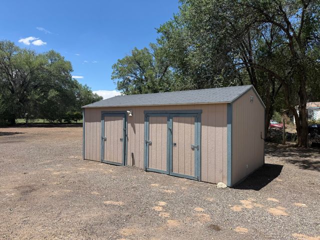 14 Burch Lane, Los Lunas, NM 87031
