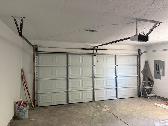 14 Burch Lane, Los Lunas, NM 87031