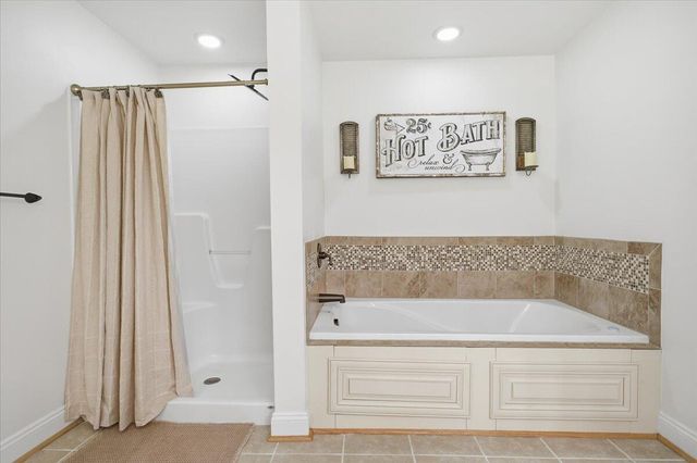 901 Walhalla CT, Roanoke, VA 24019