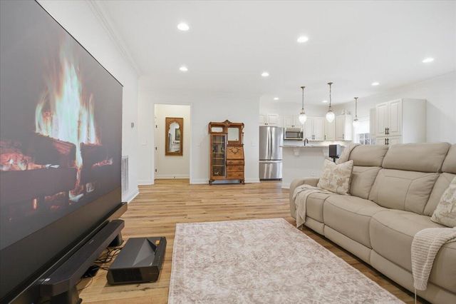 901 Walhalla CT, Roanoke, VA 24019