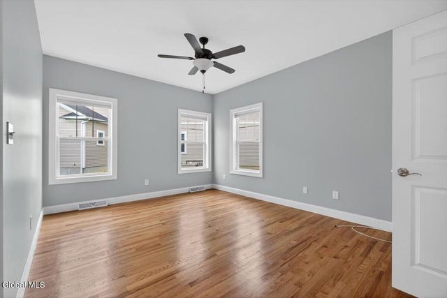 92 Lorenzo Drive, North Greenbush, NY 12180