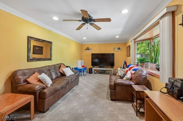 30 Rieder Rd, Edison Twp., NJ 08817