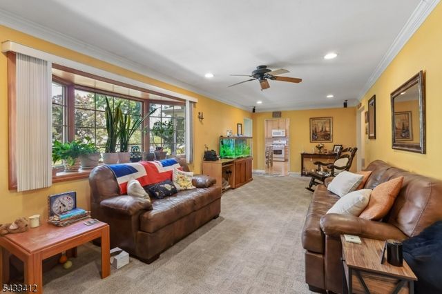 30 Rieder Rd, Edison Twp., NJ 08817