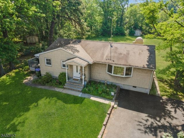 30 Rieder Rd, Edison Twp., NJ 08817