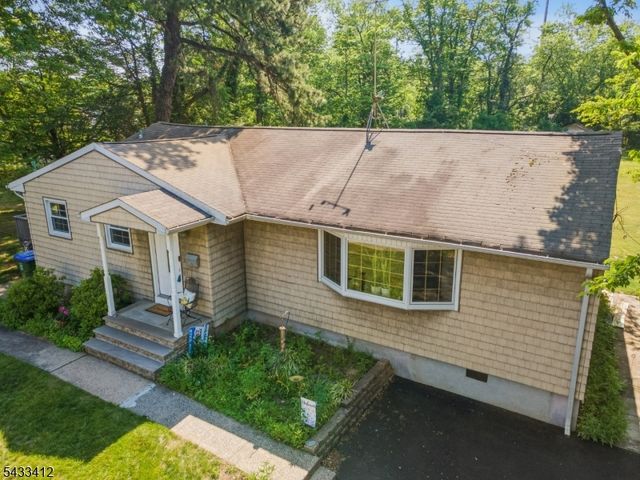 30 Rieder Rd, Edison Twp., NJ 08817