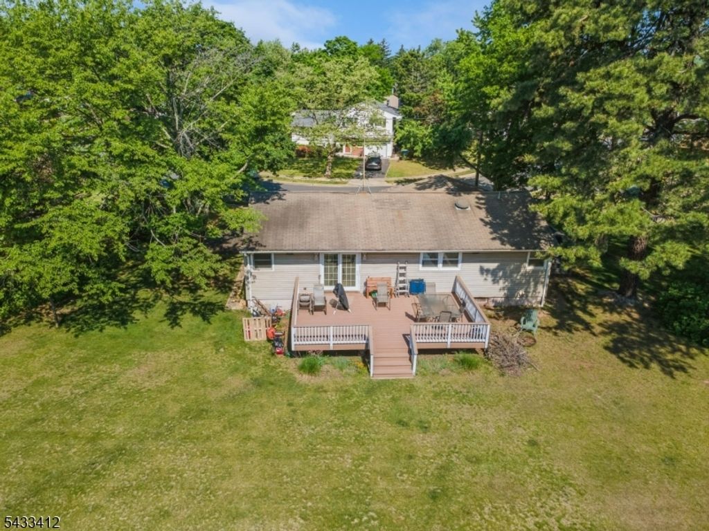 30 Rieder Rd, Edison Twp., NJ 08817 — photo 2