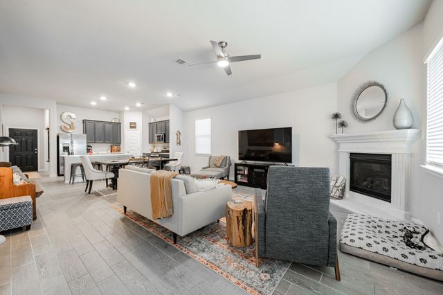 4310 Rowling Way, Crandall, TX 75114