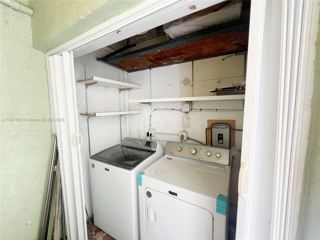 3895 W 9th Way 14, Hialeah, FL 33012