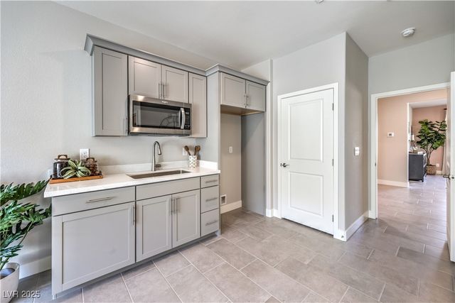 497 CHESTNUT FALCON AVE Drive 795, Henderson, NV 89011