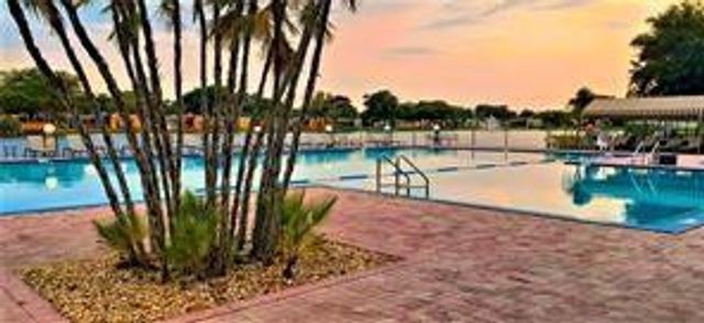 201 Berkley Road, Hollywood, FL 33024