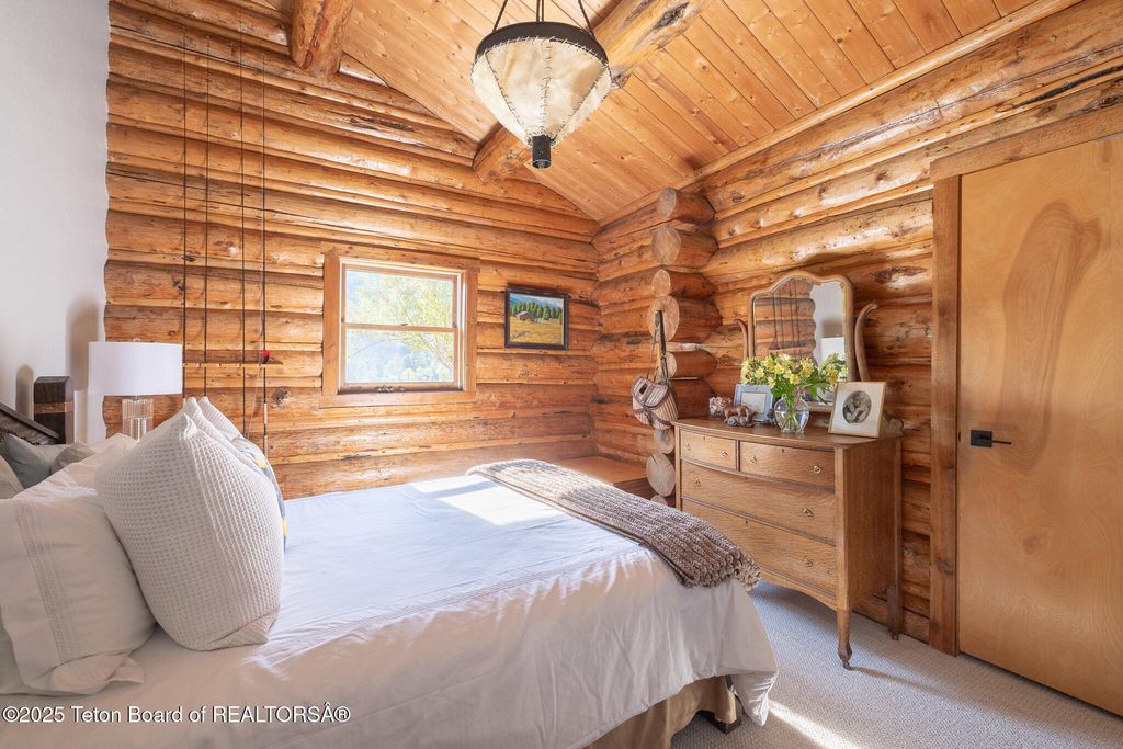 9375 COLE CANYON Road, Jackson, WY 83001 photo 19