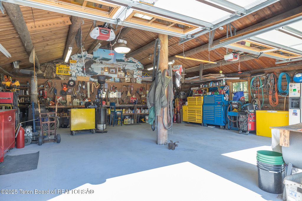 9375 COLE CANYON Road, Jackson, WY 83001 photo 39