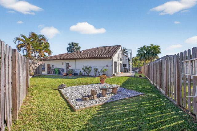 2606 NW 123rd Way, Coral Springs, FL 33065