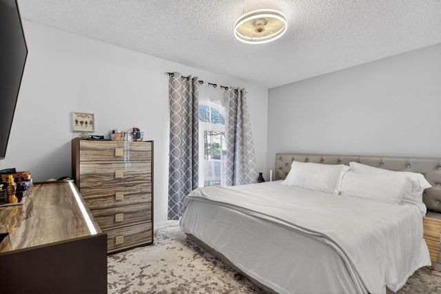 2606 NW 123rd Way, Coral Springs, FL 33065