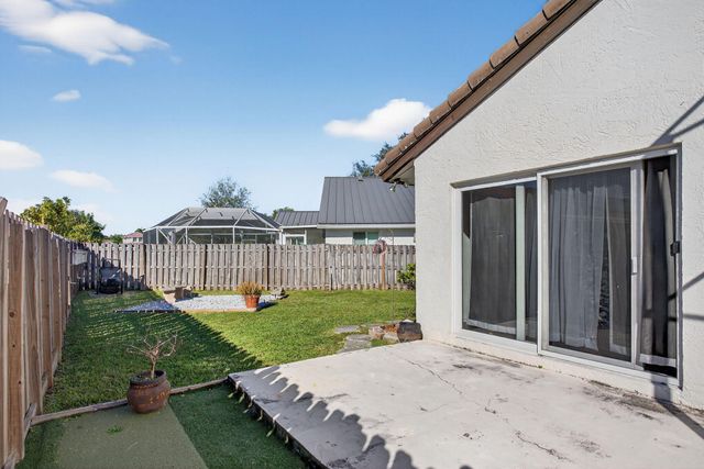 2606 NW 123rd Way, Coral Springs, FL 33065