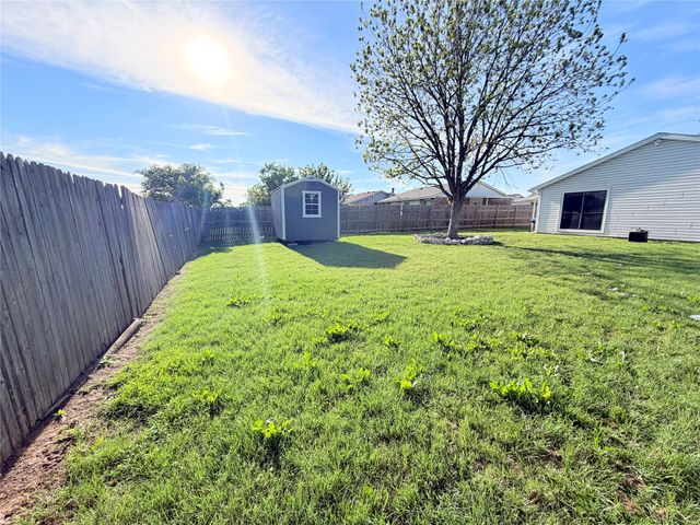 4112 Spindletree Lane, Fort Worth, TX 76137