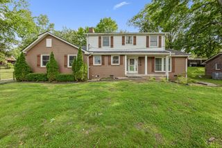 109 Cloverdale Ct, Hendersonville, TN 37075