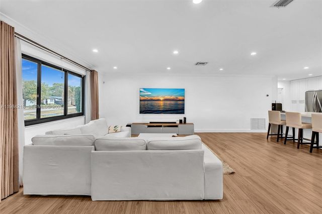 3909 Adams St, Hollywood, FL 33021