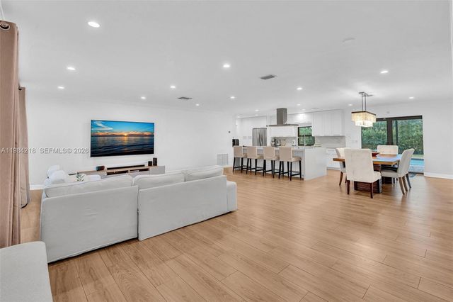 3909 Adams St, Hollywood, FL 33021