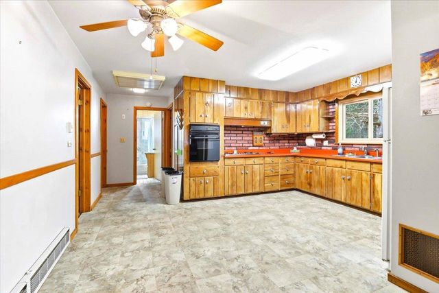 2077 Blackhawk Street, Friendship, WI 53934