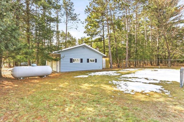 2077 Blackhawk Street, Friendship, WI 53934