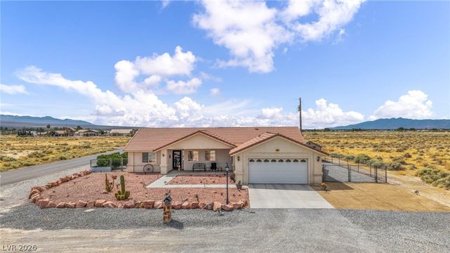661 Fangio Lane, Pahrump, NV 89060