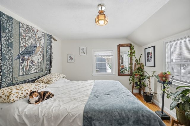 357 Maple Rd, Longmeadow, MA 01106