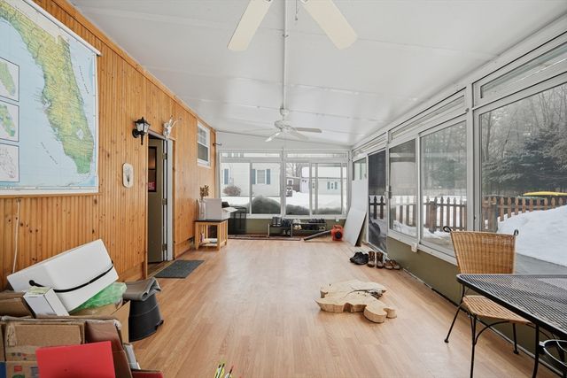 357 Maple Rd, Longmeadow, MA 01106