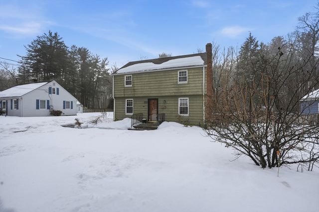 357 Maple Rd, Longmeadow, MA 01106
