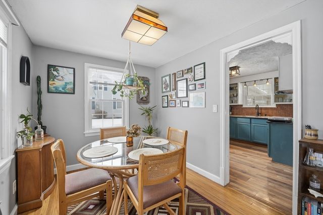 357 Maple Rd, Longmeadow, MA 01106