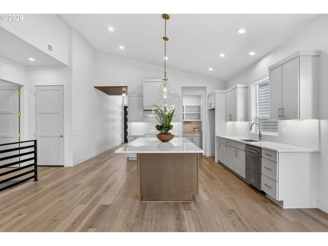 41945 DESCHUTES Ave 74, Sandy, OR 97055