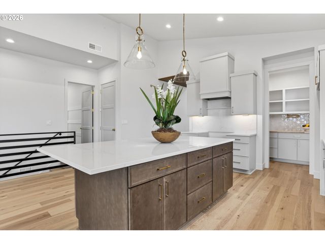 41945 DESCHUTES Ave 74, Sandy, OR 97055