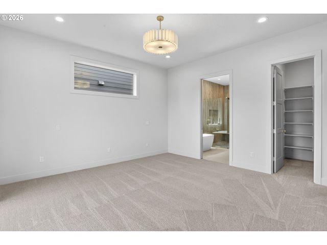 41945 DESCHUTES Ave 74, Sandy, OR 97055