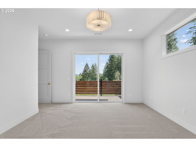 41945 DESCHUTES Ave 74, Sandy, OR 97055
