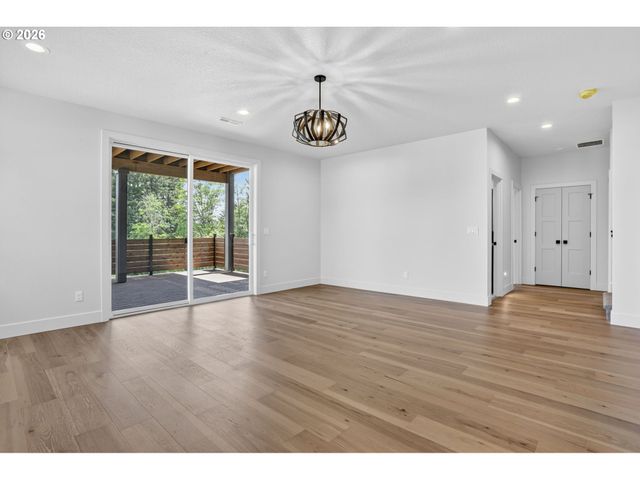 41945 DESCHUTES Ave 74, Sandy, OR 97055