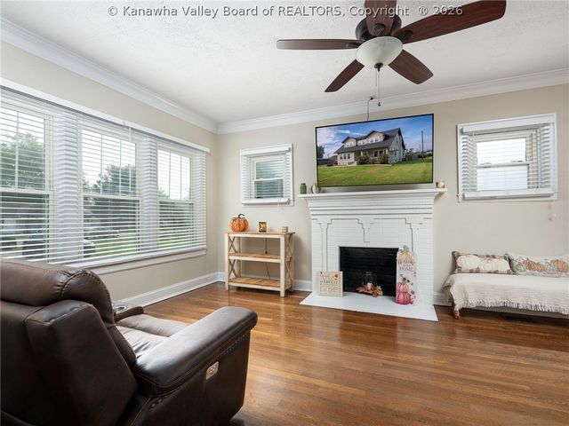 1238 Main Avenue, Nitro, WV 25143