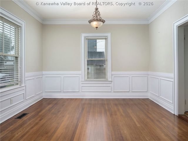 1238 Main Avenue, Nitro, WV 25143