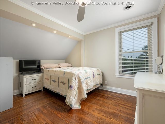 1238 Main Avenue, Nitro, WV 25143