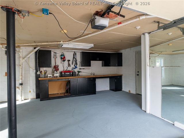 1238 Main Avenue, Nitro, WV 25143