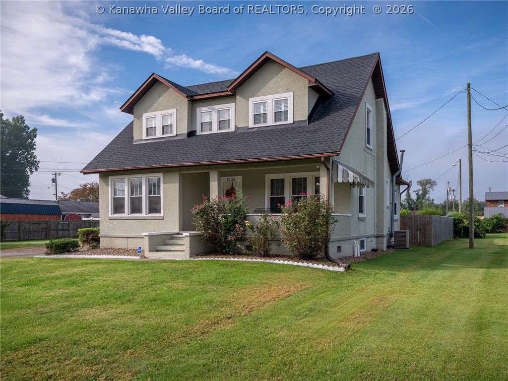 1238 Main Avenue, Nitro, WV 25143