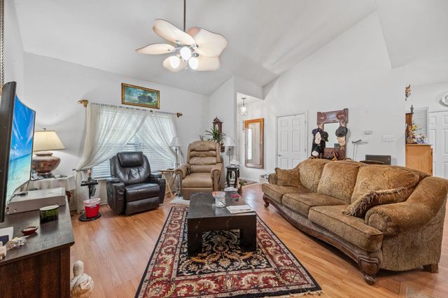 253 Pinckard Rd, Livingston, TX 77351