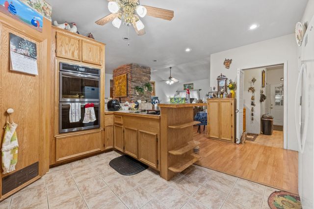 253 Pinckard Rd, Livingston, TX 77351