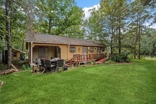 253 Pinckard Rd, Livingston, TX 77351