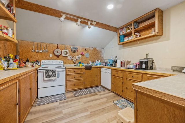 253 Pinckard Rd, Livingston, TX 77351
