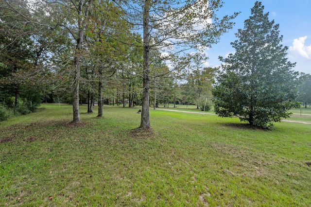 253 Pinckard Rd, Livingston, TX 77351