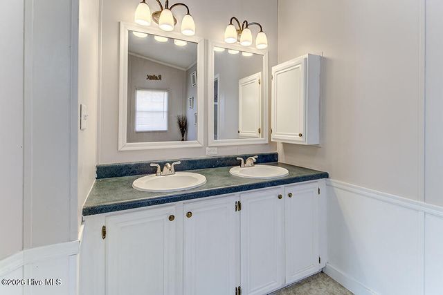 650 S Windward Drive SW, Supply, NC 28462