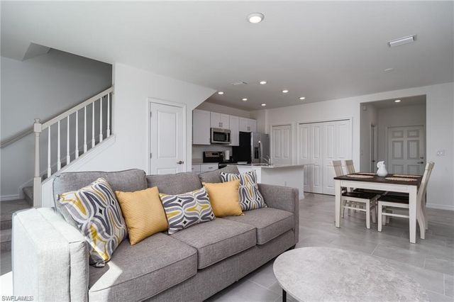 14267 Oviedo PL, Fort Myers, FL 33905